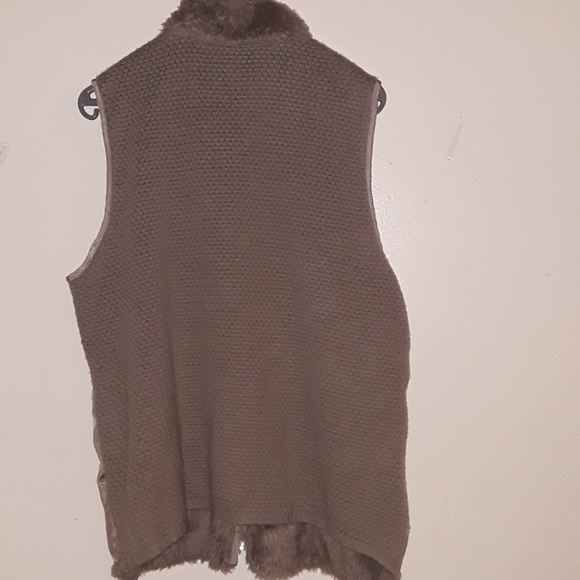 Chico's Vest - Picture 4 of 7
